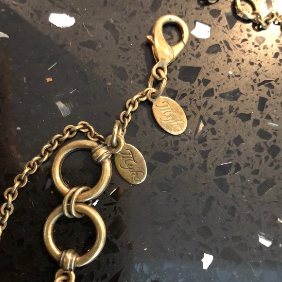 Myna Designs Necklace - Picture 5 of 6